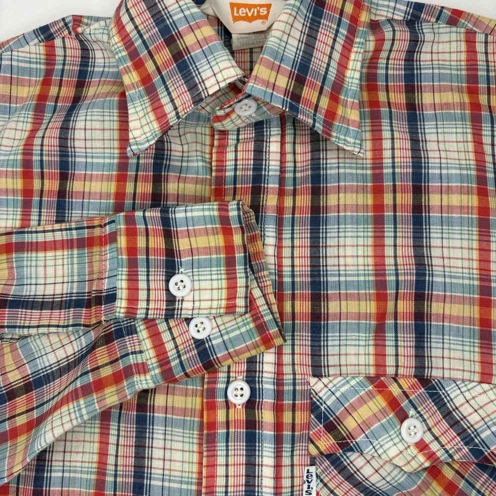 Vintage Levi's‎ Orange Batwing Multicolor Plaid Button Front Long Sleeve Shirt